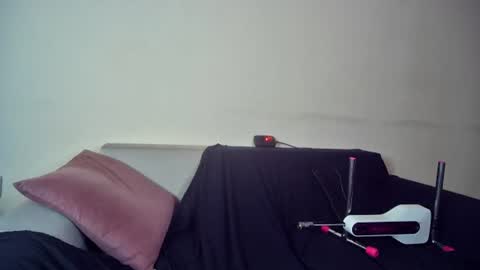 Emma Sugar online show from June 27, 12:22 pm