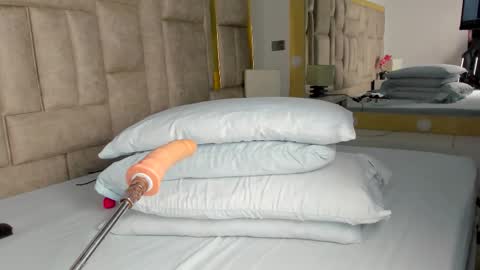 _eris_rose online show from November 19, 7:34 pm