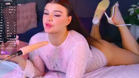 Eva Lane online show from July 31, 11:00 am