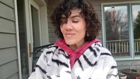 Frankie Rivers allmylinks  online show from March 2, 6:51 pm