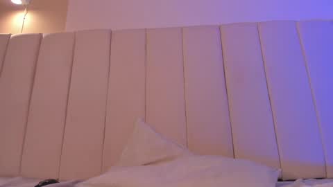 Frida online show from March 5, 7:17 pm