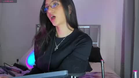 Gabby online show from July 13, 4:21 pm