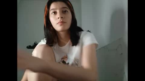 Mia-foster online show from January 28, 12:05 am