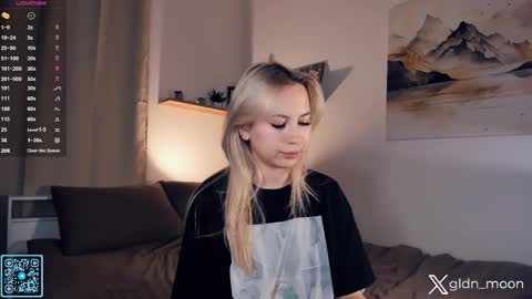 Rina online show from November 1, 8:19 pm