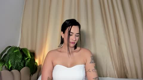 Hanna johnson online show from October 4, 3:59 am