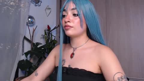 Jenn  online show from April 23, 11:50 pm