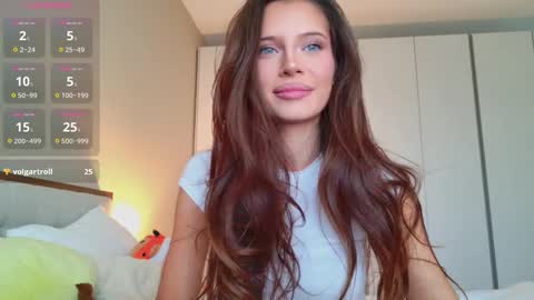 isia online show from October 31, 7:53 am