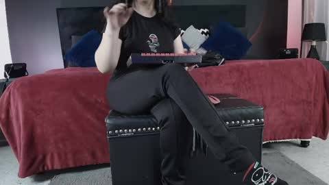 Miss Jade online show from June 3, 11:46 am