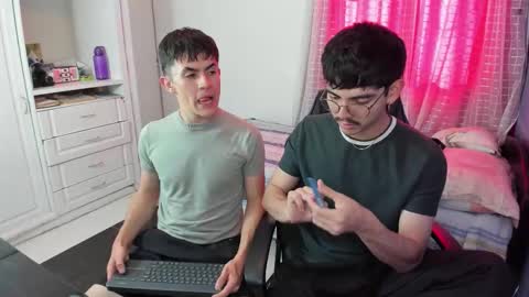 James online show from February 28, 9:19 pm