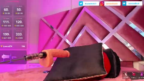 Jasmine online show from June 12, 1:54 pm
