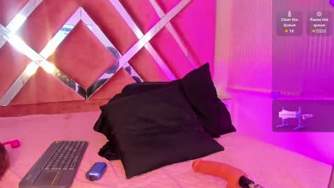 Jasmine online show from June 27, 12:22 pm