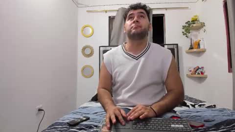 JHOSSUA  VALERIO online show from March 23, 2:49 am