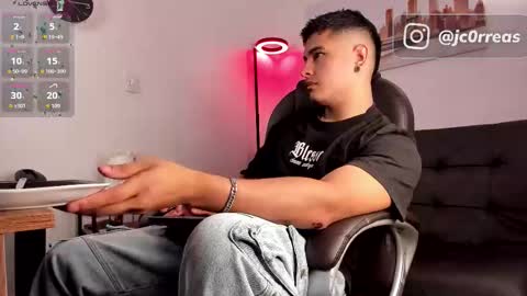 _juanes__ online show from November 26, 8:27 pm