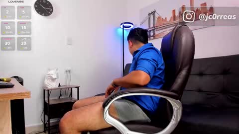 _juanes__ online show from November 4, 8:54 pm