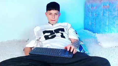 mod online show from August 1, 8:38 am