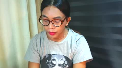 _karie_ online show from April 30, 9:03 am
