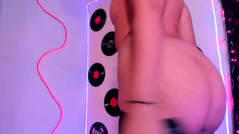 _karine01 online show from January 8, 5:05 pm