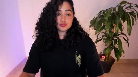     online show from April 23, 11:39 pm
