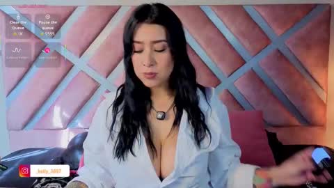 kelly online show from February 4, 1:15 pm