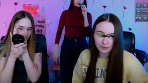 _kellykitten_ online show from April 28, 9:13 am