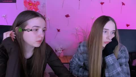 _kellykitten_ online show from April 30, 9:03 am