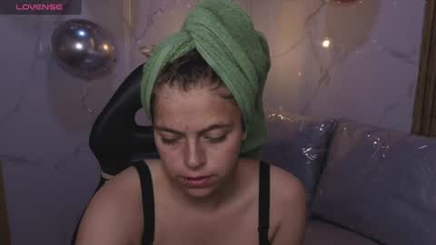 _kitten_1 online show from July 28, 6:20 pm