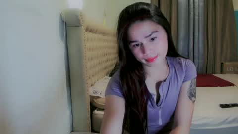 _kittieluxe online show from June 18, 10:53 am
