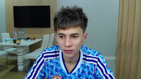 Kurt online show from December 2, 6:05 pm