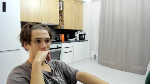 Kurt online show from October 29, 12:12 am