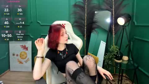 _l_o_r_r_y_ online show from November 6, 1:47 pm