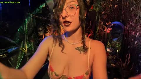 Lady Luna online show from April 28, 2:27 am