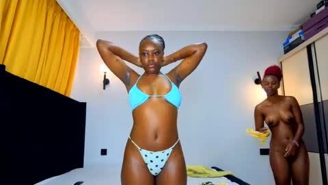 _latoyah online show from July 14, 2:49 am