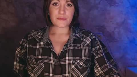 Letty online show from December 5, 9:44 pm