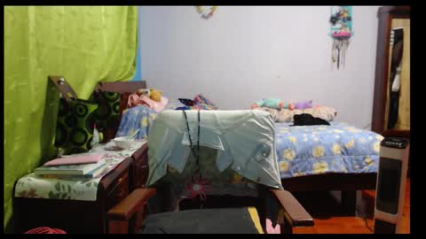 Snapshot of _lindasy_ chatting on September 23, 2:38 am Lindasy online show from September 23, 2:38 am