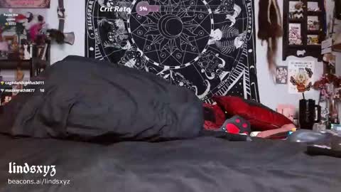  lindsxyz  online show from October 22, 1:42 am