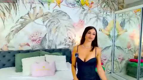 Lisa online show from July 28, 5:02 pm