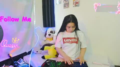 Mily online show from June 5, 10:04 pm