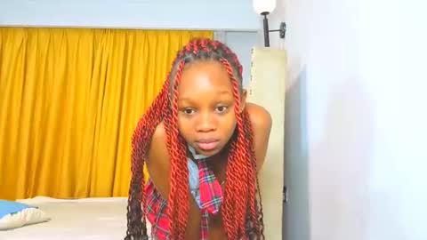 Littlevenus online show from May 1, 2:16 am
