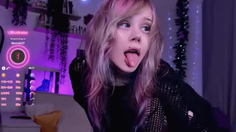 Lolly online show from December 20, 10:11 am