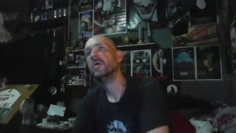 That guy online show from June 16, 4:38 am