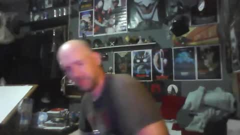 That guy online show from April 28, 2:27 am