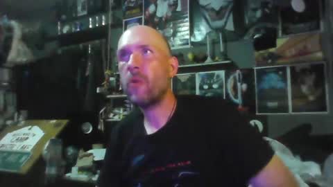 That guy online show from June 15, 4:37 am