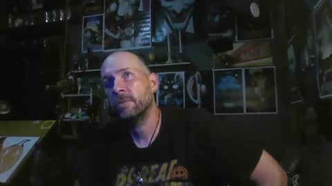 Snapshot of _longfellow chatting on October 12, 10:00 pm That guy online show from October 12, 10:00 pm