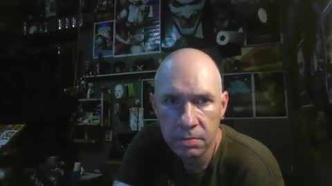 Snapshot of _longfellow chatting on September 25, 2:18 am That guy online show from September 25, 2:18 am