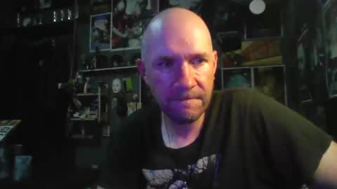 Snapshot of _longfellow chatting on September 13, 4:26 am That guy online show from September 13, 4:26 am