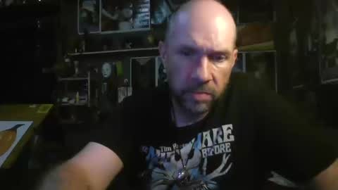 Snapshot of _longfellow chatting on October 13, 10:12 pm That guy online show from October 13, 10:12 pm