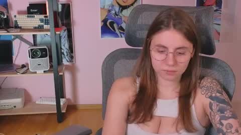Ann online show from April 24, 8:22 pm