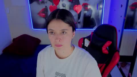 Lucia online show from February 25, 7:39 pm