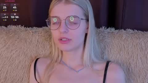 Monica online show from November 2, 7:47 pm