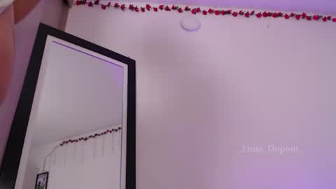  Luna  online show from August 5, 4:15 pm